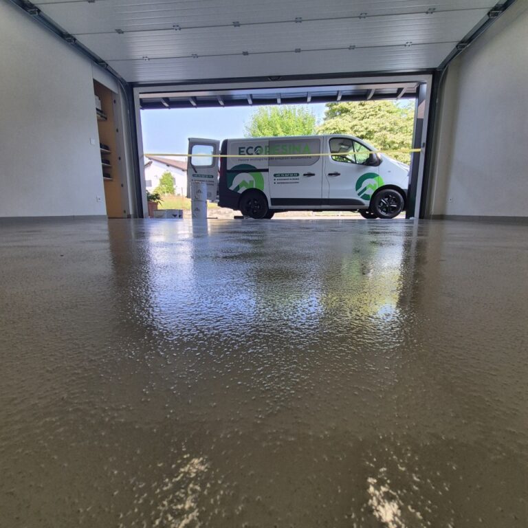 Pavimento per garage in resina 2